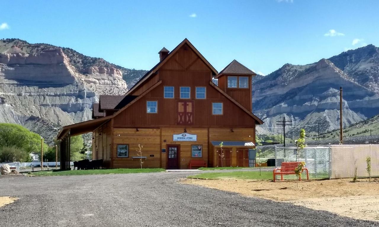 Castle Gate Rv Park Otel Helper Dış mekan fotoğraf