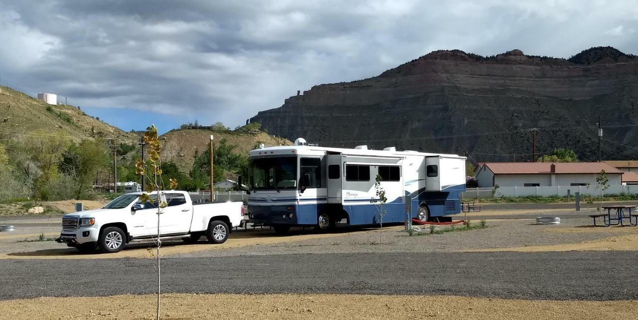 Castle Gate Rv Park Otel Helper Dış mekan fotoğraf