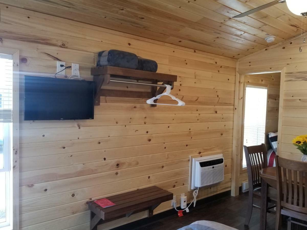 Castle Gate Rv Park Otel Helper Dış mekan fotoğraf
