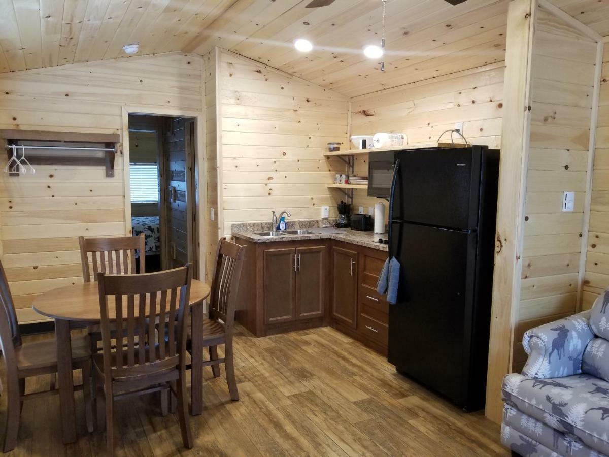 Castle Gate Rv Park Otel Helper Dış mekan fotoğraf