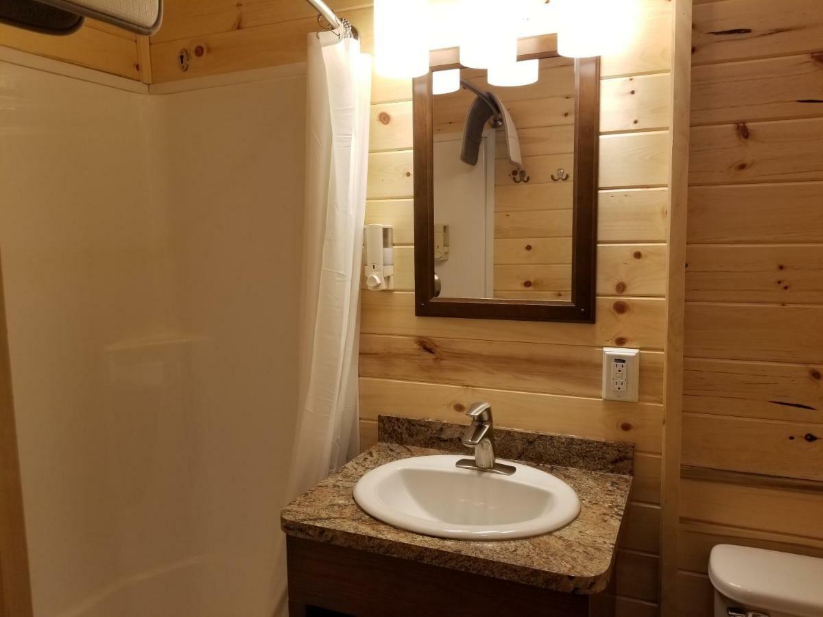 Castle Gate Rv Park Otel Helper Dış mekan fotoğraf